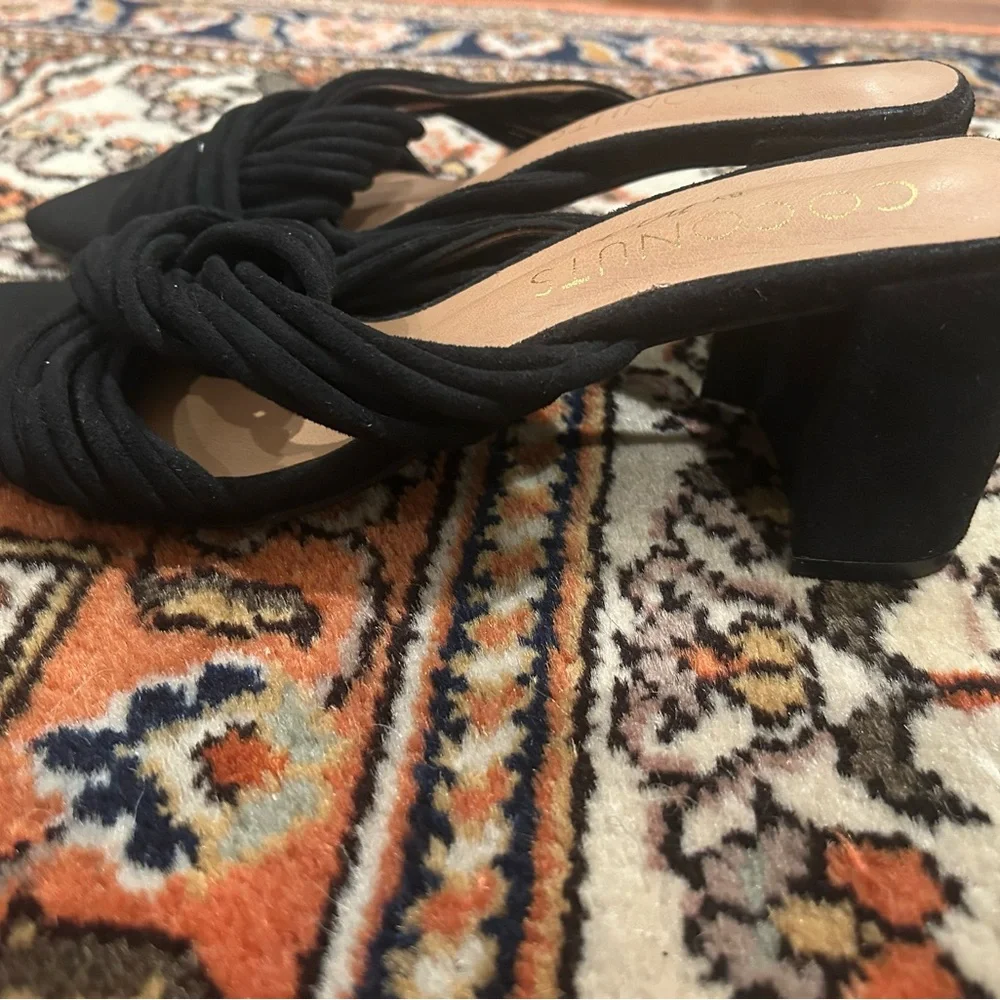 Coconuts by Matisse Black Heeled Sandals - Picture 3 of 5
